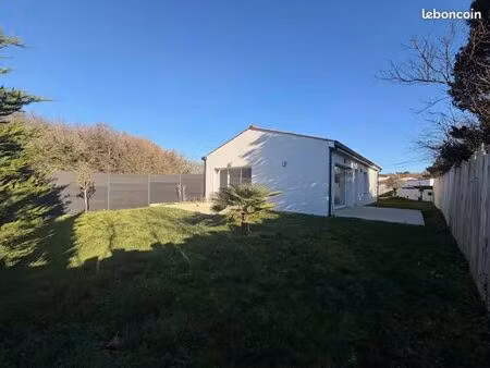 maison de plain-pied à louer