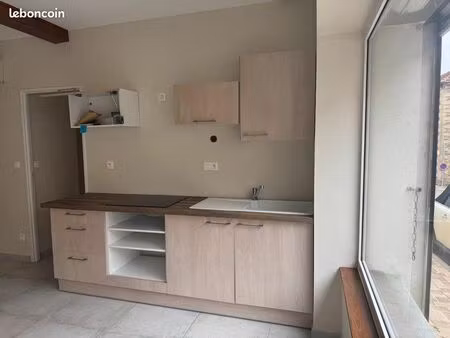 studio/local 2 pièces