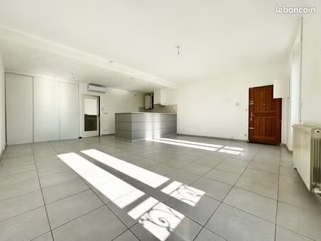 appartement 3 pièces 77 m²