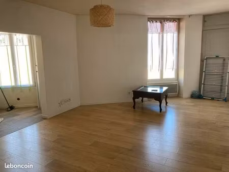 location t2 rénové (43m²) à poitiers  proche de la porte de paris