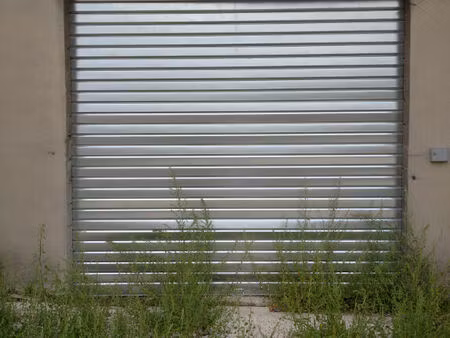 location local industriel 42 m² à berre-l'étang (13130)