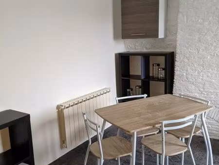 appartement f2 32m rochefort centre (dispo)
