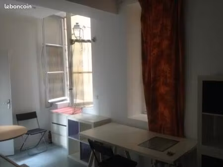 studio 1 pièce 23 m²