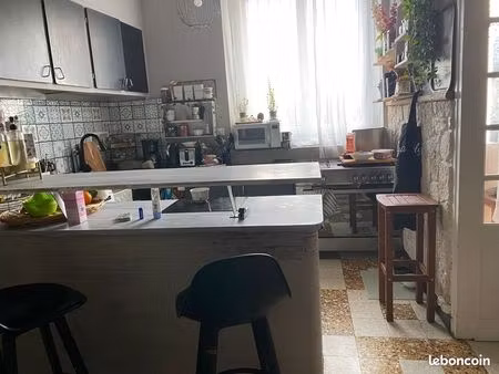 a louer grande maison de village 47170 à sos