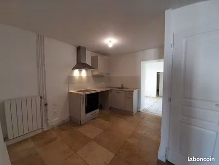 appartement 3 pièces 75 m²
