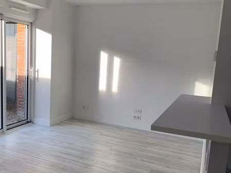 loue maison t2 pôle médical