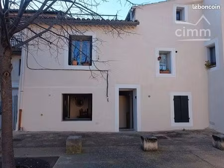 studio 1 pièce 24 m²