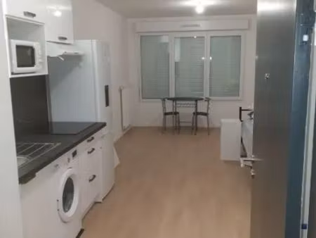 studio meublé 26 m²  loyer 850