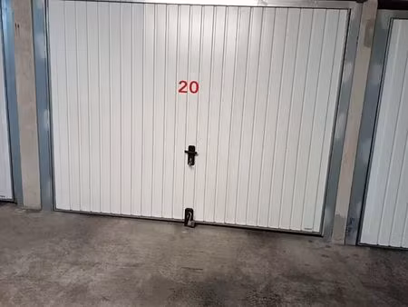 garage avec électricité