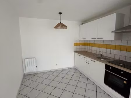 appartement t2 – 49 m² – place de la cathédrale  agen