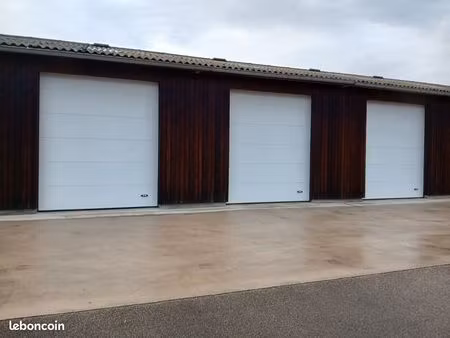 bâtiment de stockage