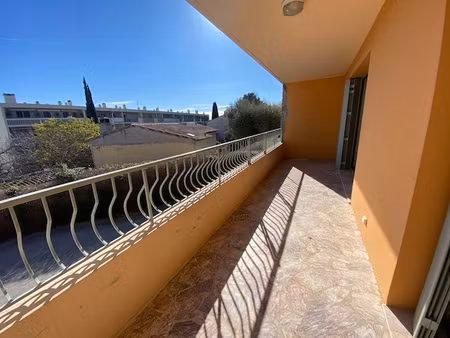 location appartement 3 pièces 62m²