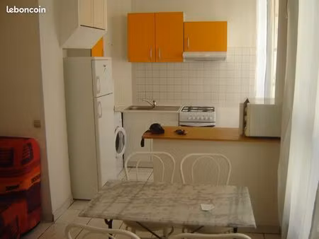 f2 meublé – 35 m² – perpignan avenue de la gare – 400 cc