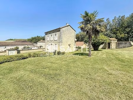 vente maison 6 pièces 150 m² roullet-saint-estèphe (16440)