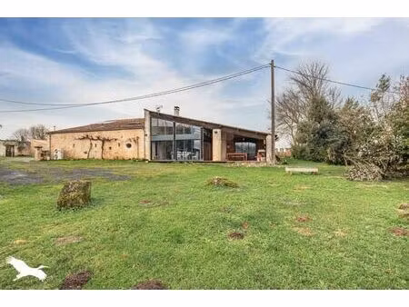 vente maison 13 pièces 344 m² champagne (17620)