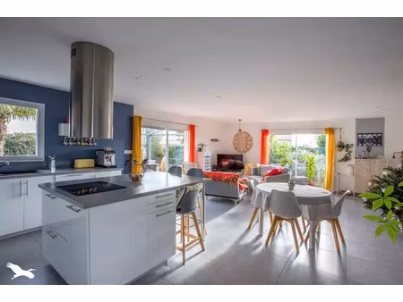 vente maison 4 pièces 98 m² saint-jean-de-liversay (17170)