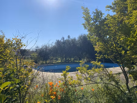 terrain constructible de 540 m² - sud tournon