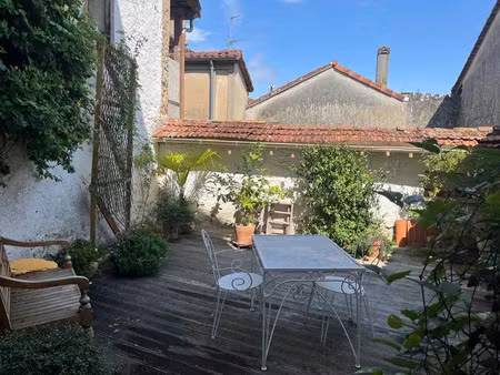 vente maison 6 pièces 189 m² à saint-sever (40500)  275 000 €