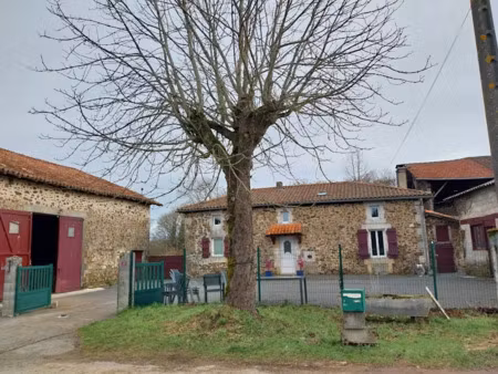 vente maison 6 pièces 130 m² à verneuil (16310)  294 320 €