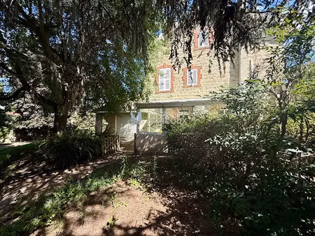 vente maison 9 pièces 196 m² à montbrison (42600)  253 000 €