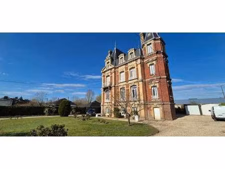 vente demeure d'exception à saint-aubin-lès-elbeuf (76410) : à vendre / 552m² saint-aubin-