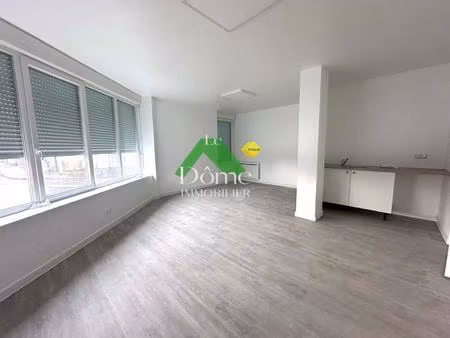 location local commercial 30m² st crepin ibouvillers 60149