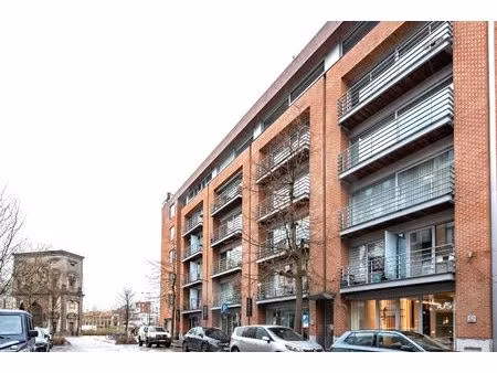 ruim en licht appartement op het zuid