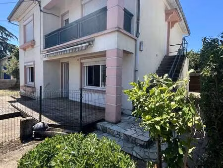 vente immeuble à pineuilh (33220) : à vendre / 167m² pineuilh