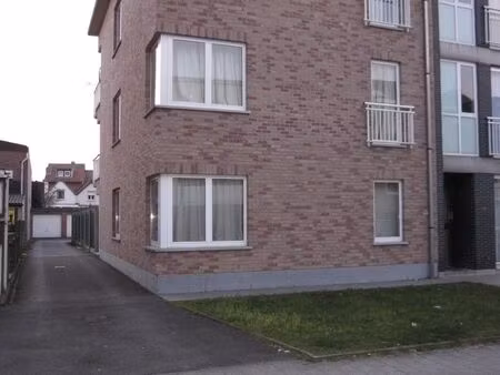 net 2-slpk. glvl. - appartement met garage en tuin