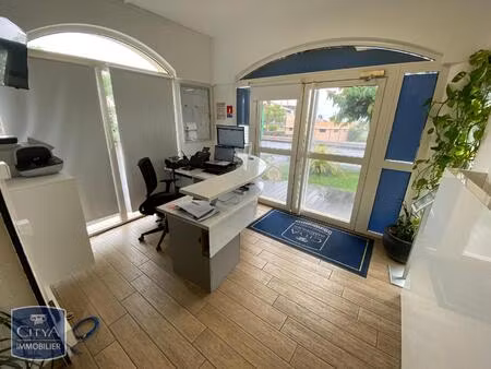 location local commercial 57m² st gilles les bains 97434