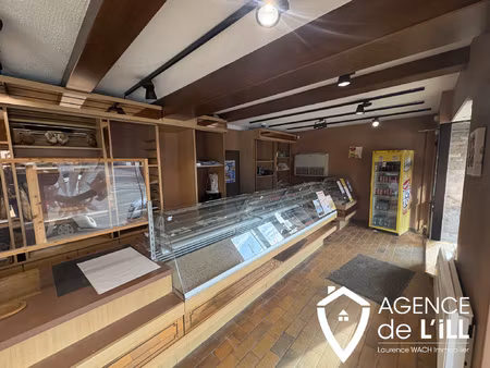 ensemble immobilier à marckolsheim composé d'un local commer