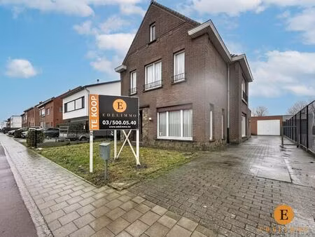 huis te koop in sint-niklaas met 3 slaapkamers
