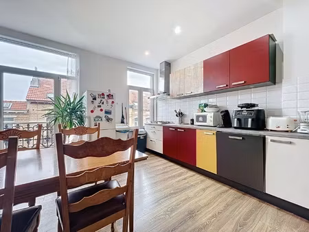 appartement te koop in etterbeek met 2 slaapkamers