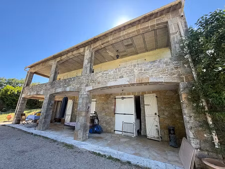 vente maison 5 pièces 164 m² à montauroux (83440)  388 000 €