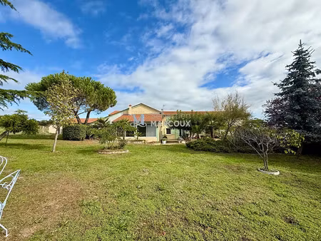 vente maison 8 pièces 160 m² à arthun (42130)  340 000 €