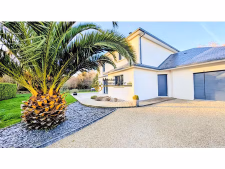 vente maison 6 pièces 109 m² à plouigneau (29610)  390 000 €