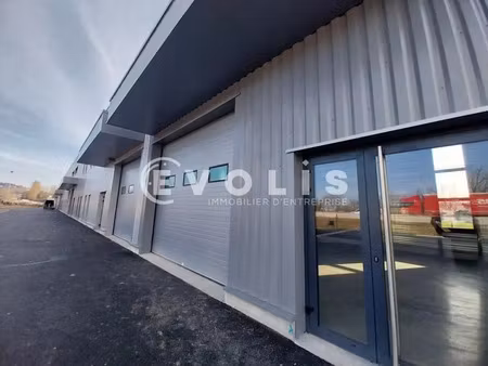 locaux d'activité 2212m² à bourgoin jallieu