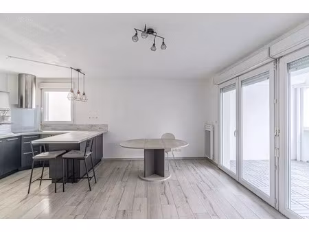 vente appartement 2 pièces 52 m² bordeaux (33800)