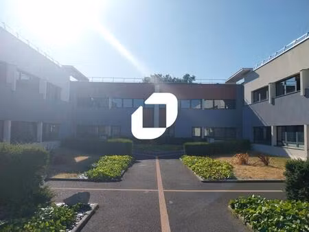 location bureau saint herblain 44800