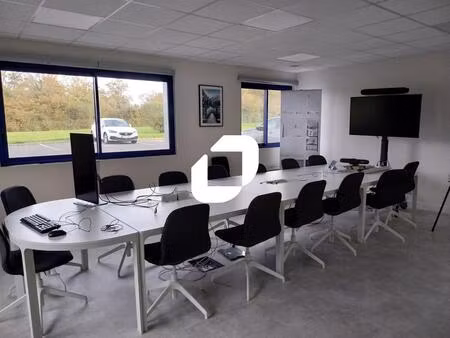 location bureau treillieres 44119