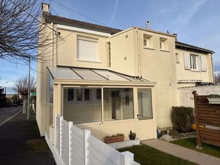 maison quartier hôpital - 3 chambres avec jardin et garage