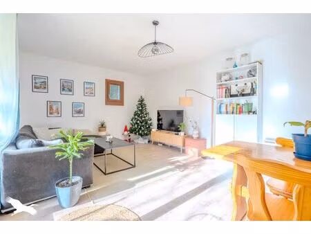 vente appartement 2 pièces 45 m² gradignan (33170)