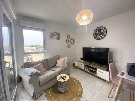 location appartement 2 pièces  40.53m²  nîmes