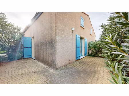 à seulement 500 mètres de la plage  résidence avec piscine ! sainte marie la mer