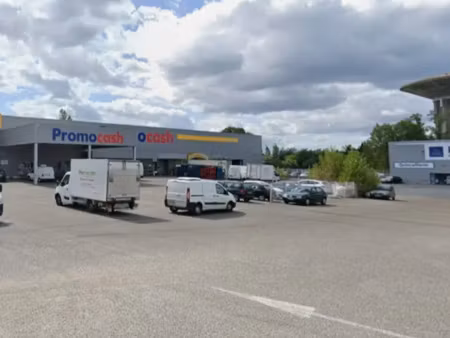 local d'activite a louer