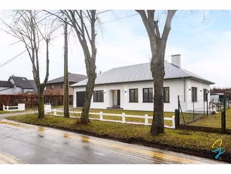 huis te koop in nazareth-de pinte met 3 slaapkamers