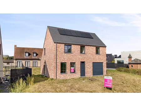 huis te koop in hooglede met 3 slaapkamers