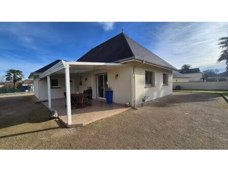 nay  a vendre maison plain pied 77 8 m² avec garage sur une parcelle de 898 m²