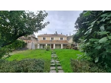 vente immeuble cavignac (33620)