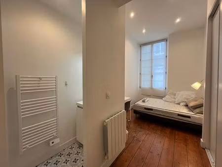 location appartement 1 pièce 13 m² à bordeaux (33000)